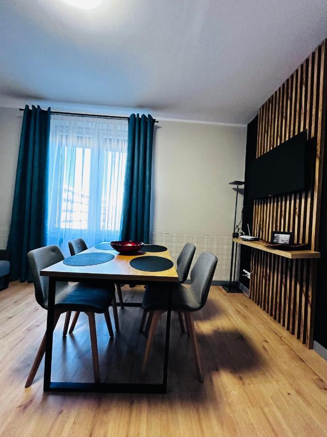 Apartament Walczaka 43 Miejsce Parkingowe Gorzow Wielkopolski Luaran gambar