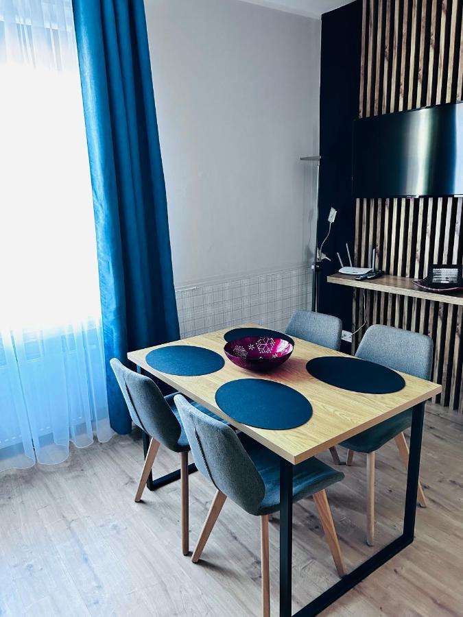 Apartament Walczaka 43 Miejsce Parkingowe Gorzow Wielkopolski Luaran gambar